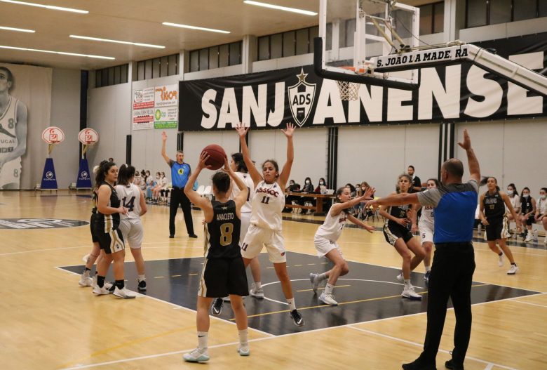 Basquete de Barcelos, NDA Pombal e BAC com liderança invicta