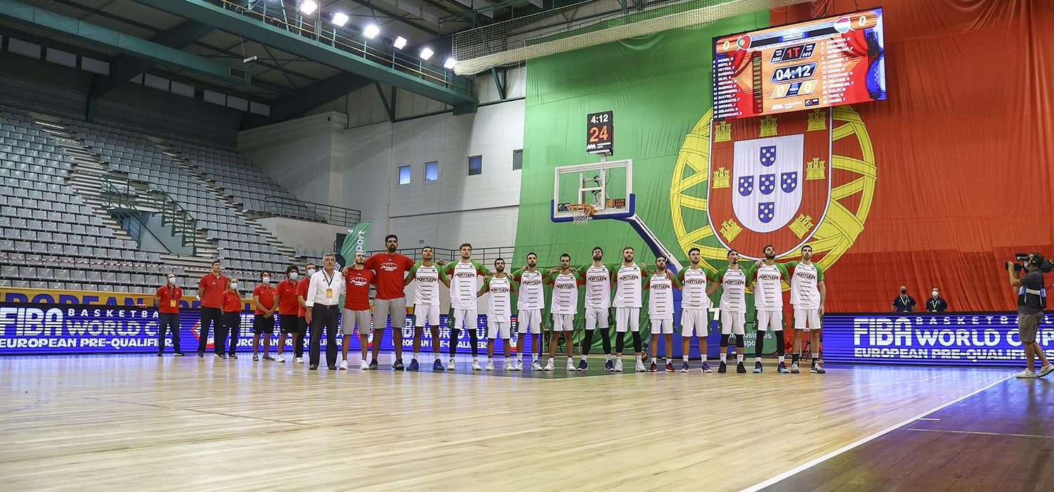 Quatro seleções fazem pleno de vitórias no Mundial - Basquetebol