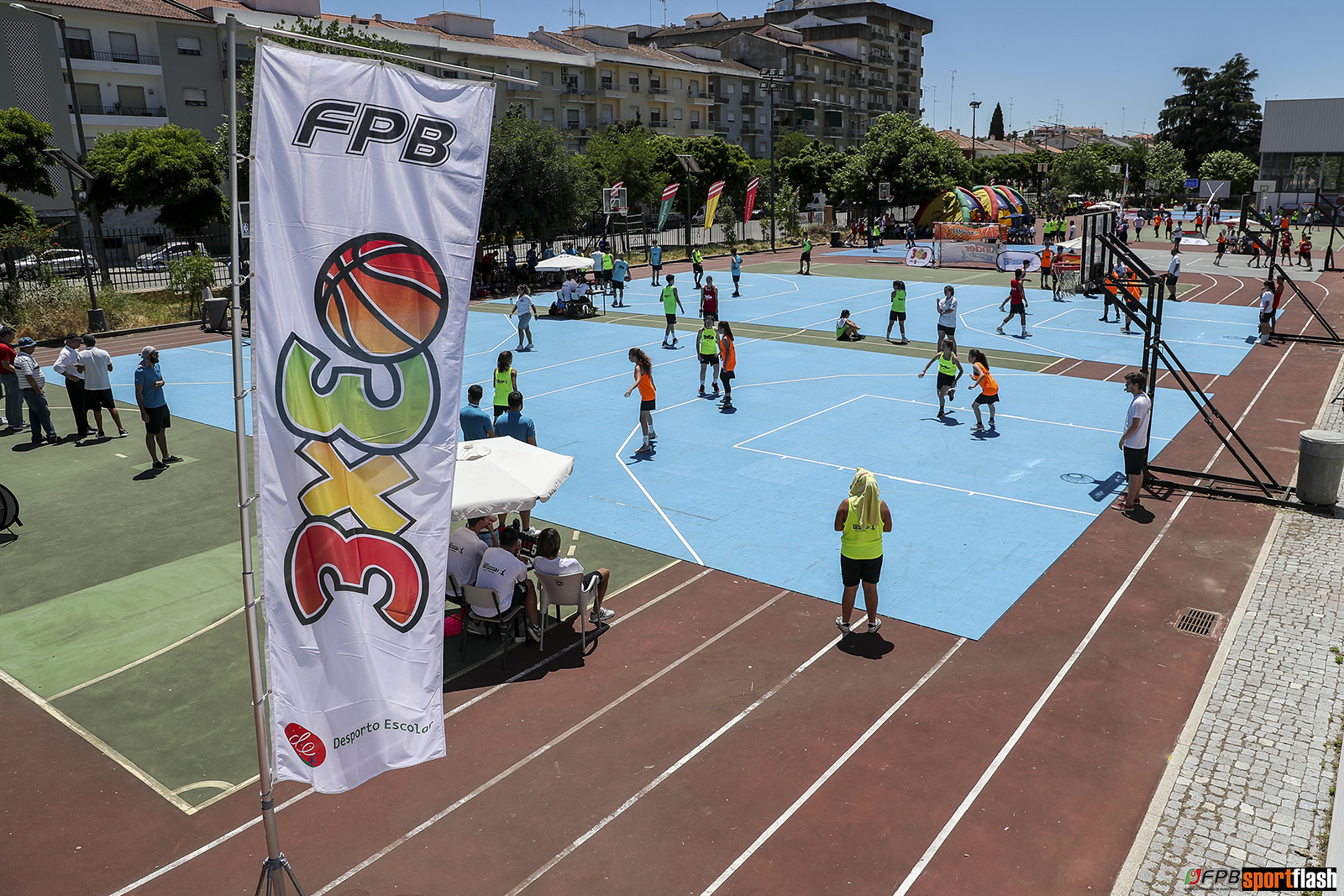 O ensino do jogo de Basquetebol 5x5 a partir do jogo reduzido 3x3