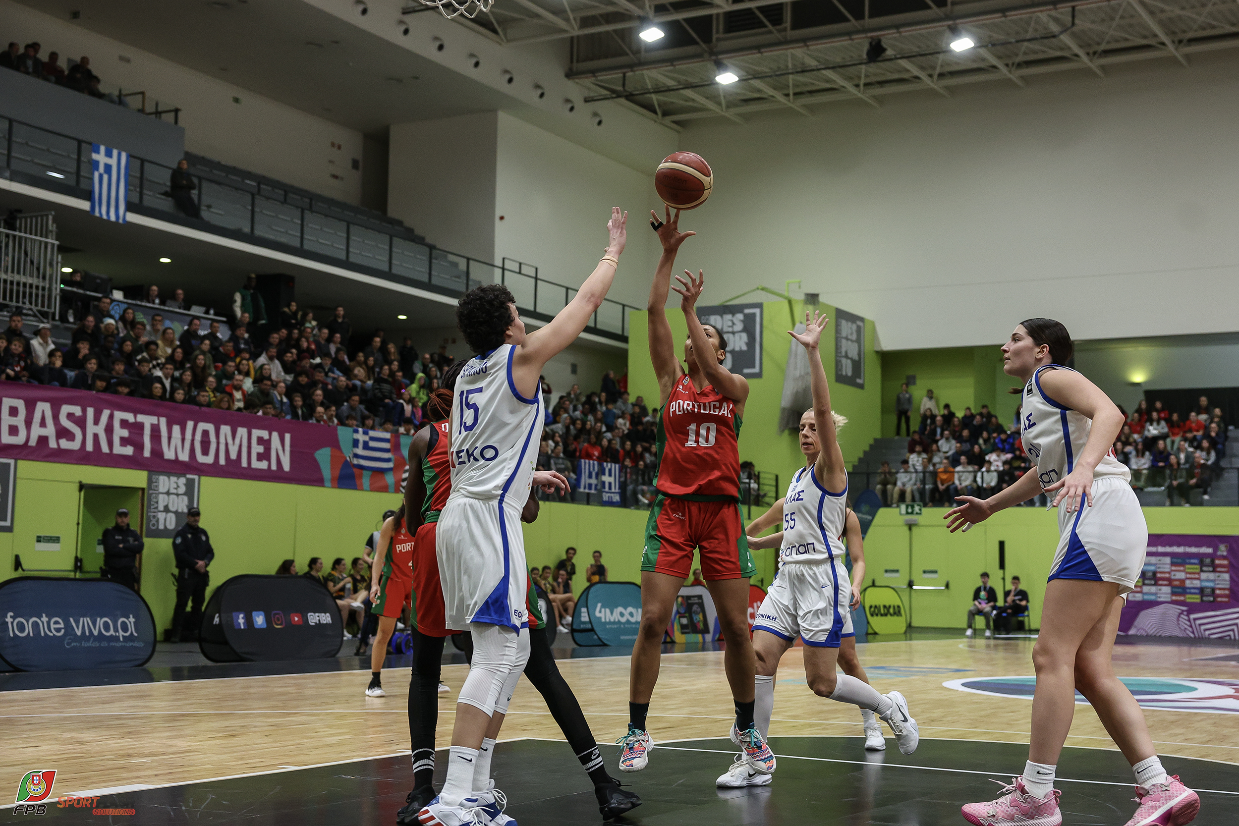 Portugal continua na luta pela presença no EuroBasket feminino