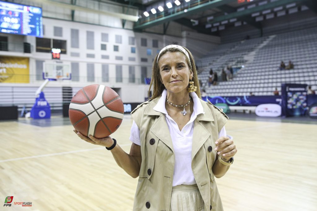 Liga Sénior em Basquetebol feminino pode conhecer hoje novo