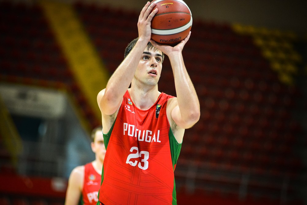 Poveiro faz quarto jogo por Portugal no Europeu de Basquetebol -  MAIS/Semanário