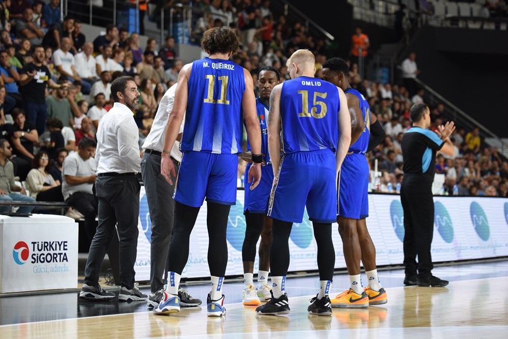 Basquetebol: FC Porto vence Imortal no jogo 1 das «meias» da Liga - CNN  Portugal